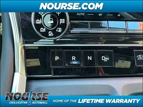 New 2025 Nissan Armada Platinum Reserve image 22