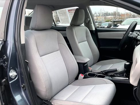 Used 2016 Toyota Corolla LE image 7