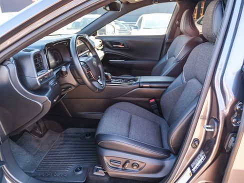 Certified 2024 Toyota Crown w/ Carpet Mat Package (TMS) AWD/4WD image 19