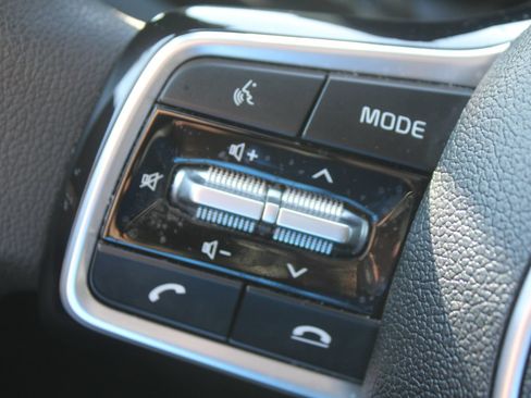 Certified 2023 Kia Sorento LX FWD image 26