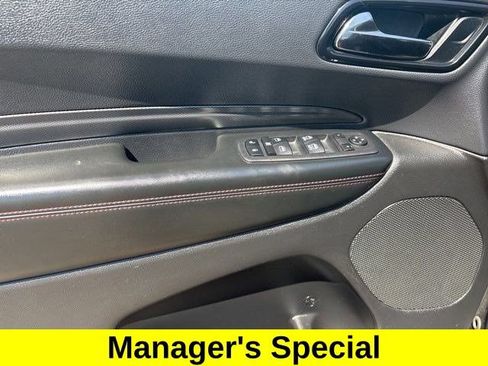 Used 2023 Dodge Durango GT AWD/4WD image 12