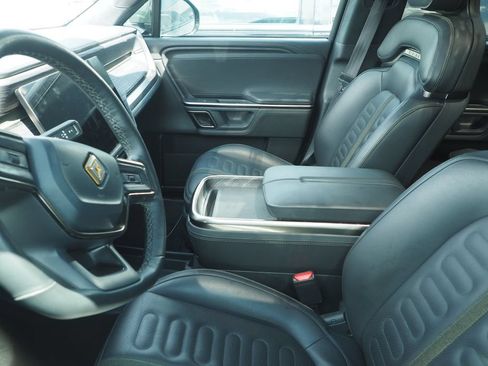 Used 2024 Rivian R1S Adventure AWD/4WD image 6