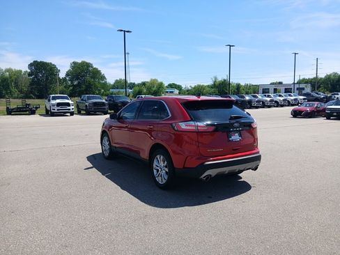 Used 2022 Ford Edge Titanium AWD/4WD image 6