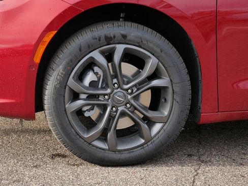 New 2026 Chrysler Pacifica Select AWD/4WD image 52