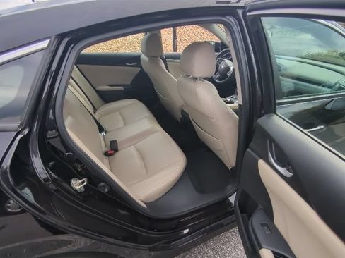 Used 2016 Honda Civic LX image 4
