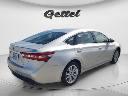 Used 2014 Toyota Avalon XLE FWD image 5