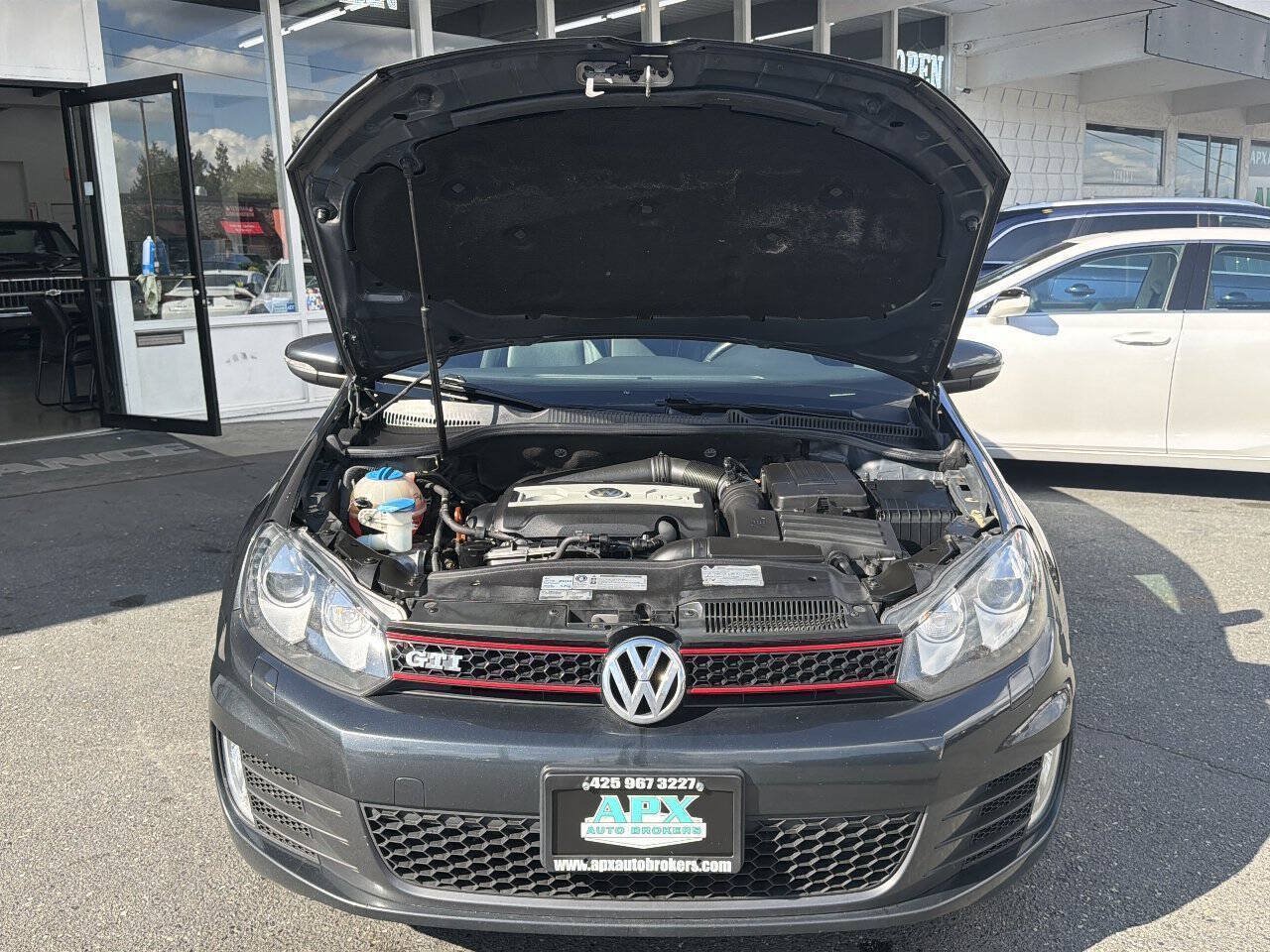 Used 2012 Volkswagen GTI Autobahn FWD image 11
