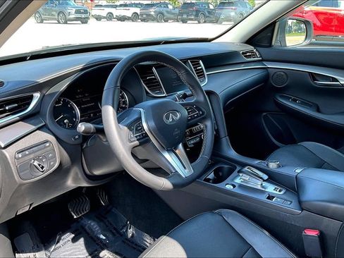Certified 2023 INFINITI QX50 Luxe AWD/4WD image 16