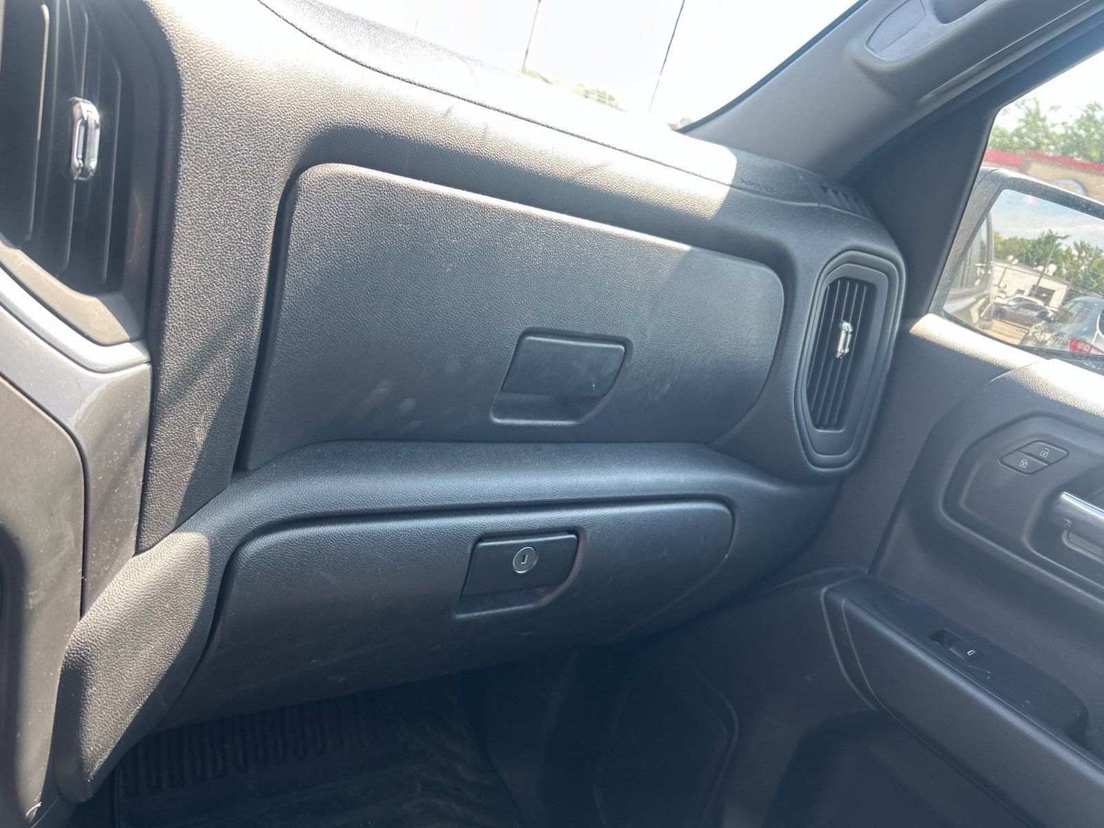 Used 2024 Chevrolet Silverado 1500 Custom w/ LPO, Dark Essentials Package AWD/4WD image 10