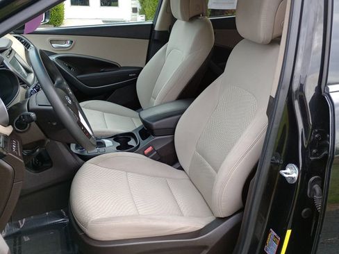 Used 2017 Hyundai Santa Fe Sport image 15