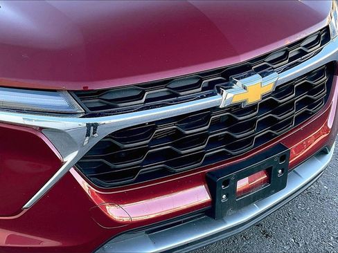 Used 2025 Chevrolet Trax LT image 26