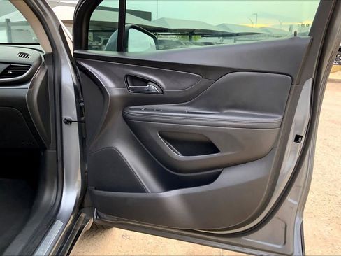 Used 2019 Buick Encore Preferred image 23