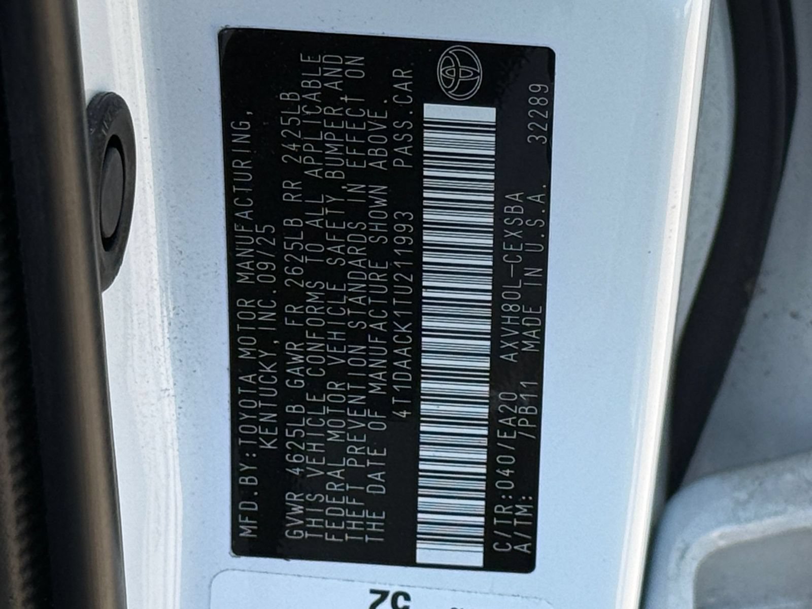 Used 2026 Toyota Camry SE FWD image 28