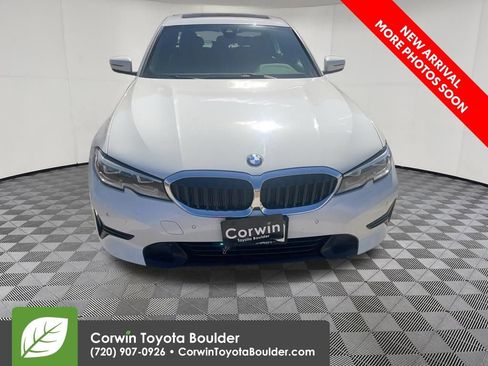 Used 2019 BMW 330i xDrive Sedan w/ Convenience Package AWD/4WD image 2