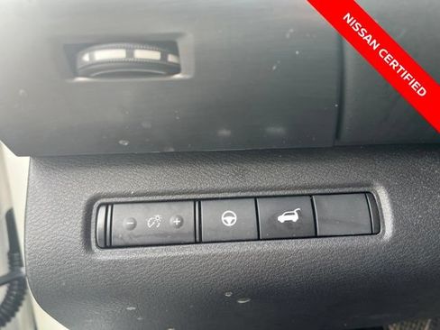 Certified 2024 Nissan Pathfinder SL w/ SL Premium Package AWD/4WD image 16