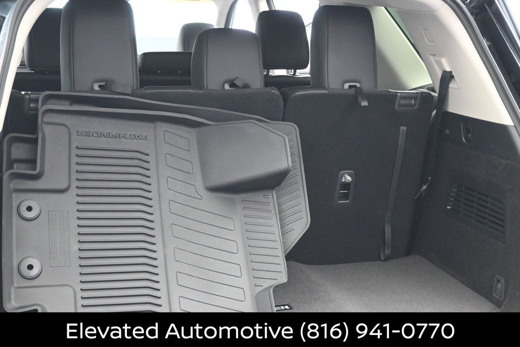 Certified 2026 Nissan Pathfinder SL AWD/4WD image 21