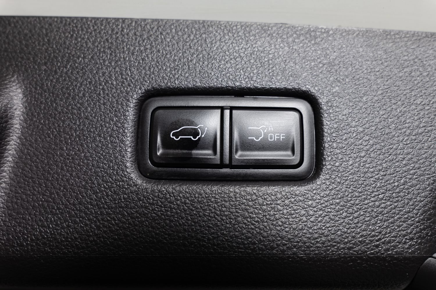 Used 2024 Kia Carnival SX FWD image 30