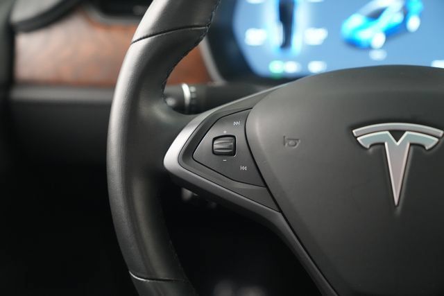 Used 2018 Tesla Model X 75D AWD/4WD image 36