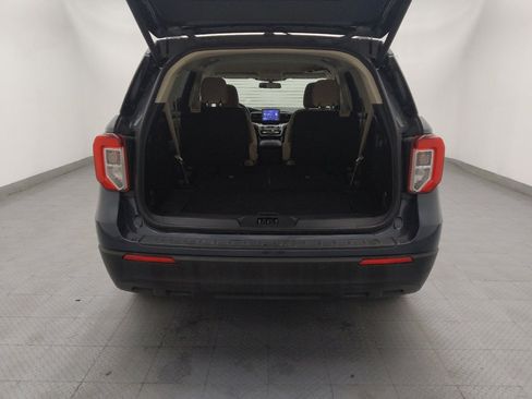 Used 2022 Ford Explorer XLT image 29