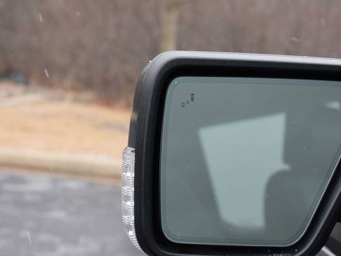 Used 2022 Ford F150 Lariat w/ Equipment Group 502A High image 34