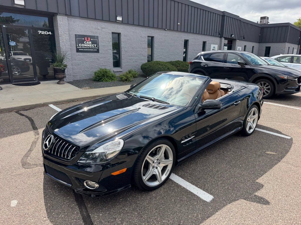 Used 2012 Mercedes-Benz SL 550 image 3