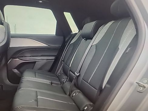 Used 2024 Cadillac Lyriq Tech w/ Driver Assist Package AWD/4WD image 15