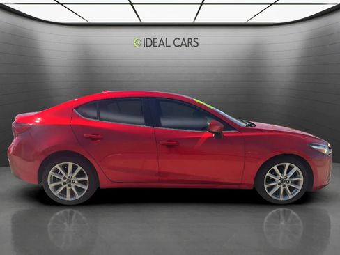 Used 2017 MAZDA MAZDA3 Touring w/ Popular Equipment Package FWD image 4