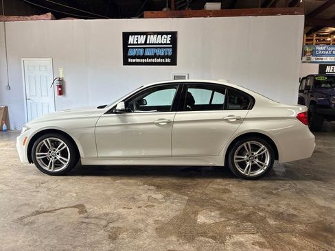 Used 2013 BMW 328i xDrive Sedan AWD/4WD image 8