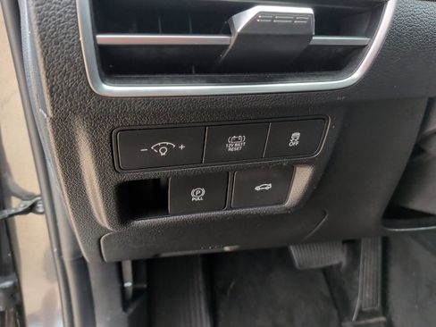 Used 2025 Hyundai Sonata SEL FWD image 15