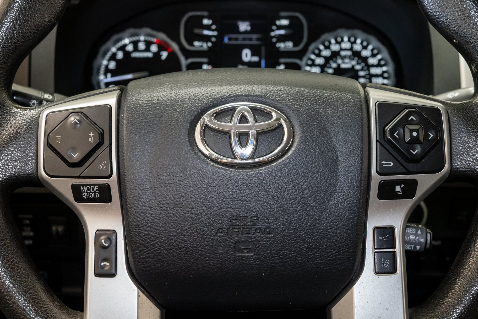 Used 2020 Toyota Tundra SR5 w/ TRD Off-Road Package AWD/4WD image 12