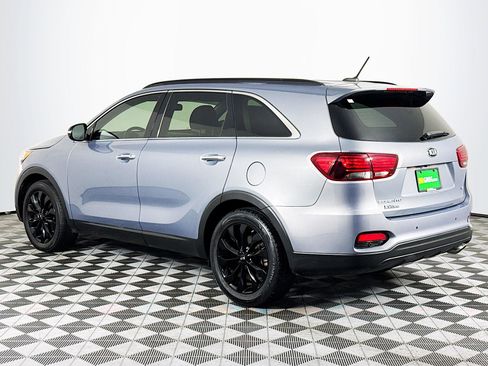Used 2019 Kia Sorento S image 6