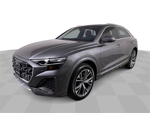 Used 2024 Audi Q8 Premium Plus image 1