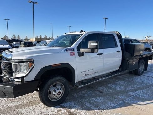 Used 2022 GMC Sierra 3500 Pro w/ Fleet Convenience Package image 1