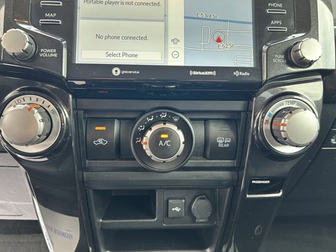 Certified 2023 Toyota 4Runner TRD Off-Road Premium image 25