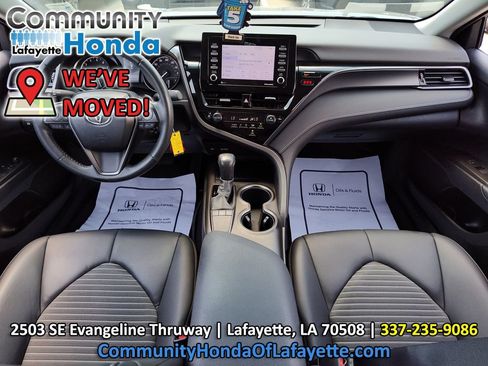 Used 2022 Toyota Camry SE FWD image 31
