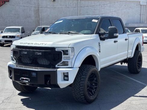 Used 2022 Ford F250 Platinum AWD/4WD image 8
