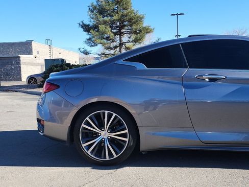 Used 2018 INFINITI Q60 3.0t Luxe image 5