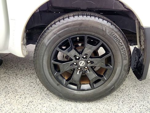 Used 2019 Nissan Frontier SV w/ Value Truck Package RWD image 9