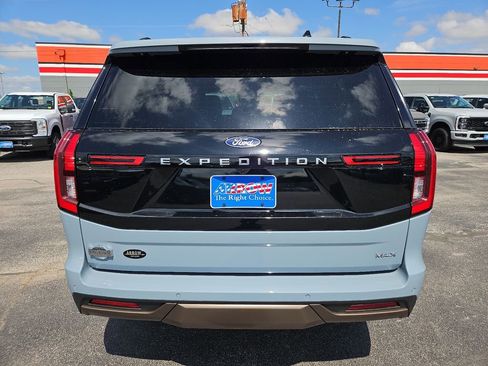 New 2026 Ford Expedition Max King Ranch AWD/4WD image 10