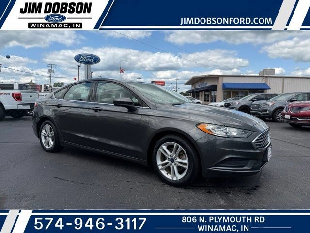 Used 2018 Ford Fusion SE w/ Fusion SE Technology Package FWD image 1