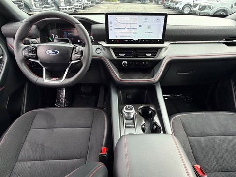 Used 2026 Ford Explorer ST image 29