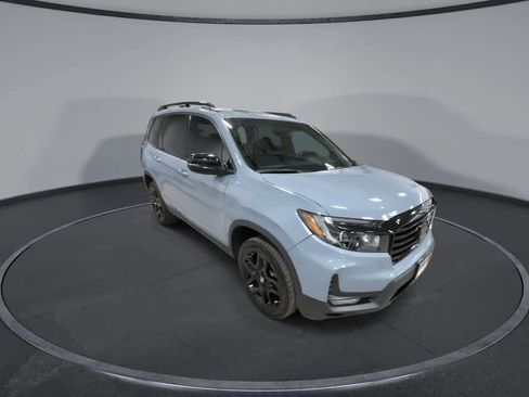 Certified 2024 Honda Passport Black Edition image 2