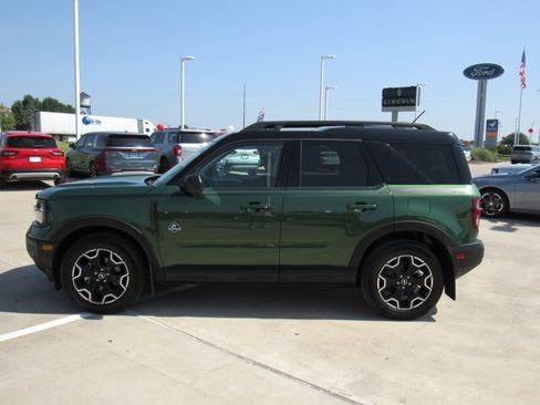 Certified 2025 Ford Bronco Sport Outer Banks w/ Outer Banks Tech Package+ AWD/4WD image 4