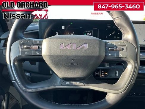 Used 2024 Kia EV9 Land AWD/4WD image 22