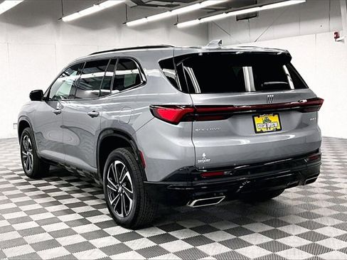 Used 2025 Buick Enclave Sport Touring w/ Power Package image 2