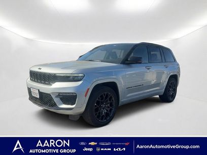 Used 2025 Jeep Grand Cherokee Summit w/ Obsidian Package
