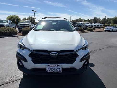 Used 2024 Subaru Crosstrek 2.5i Limited AWD/4WD image 8