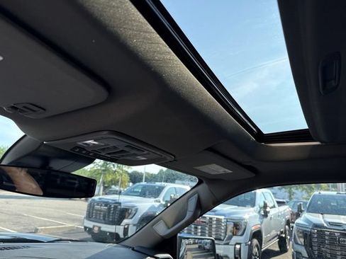New 2026 GMC Sierra 1500 Elevation w/ Elevation Premium Package AWD/4WD image 22