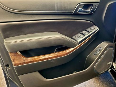 Used 2019 Chevrolet Tahoe LT RWD image 19