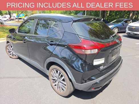 Used 2021 Nissan Kicks SV FWD image 7